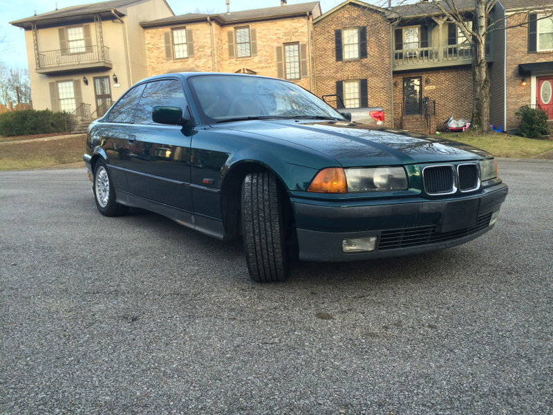 Illustration for article titled My First Set of Pictures for the E36!